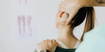 Chronic neck and shoulder pain physiotherapy assessment and treatment
